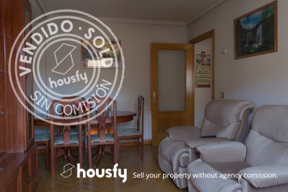 inmobiliaria housfy vende piso en Calle Zarapitos